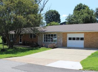 157 Rose St, Louisa, KY 41230