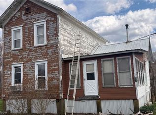 6 Electric Ave, Belleville, WV 26133