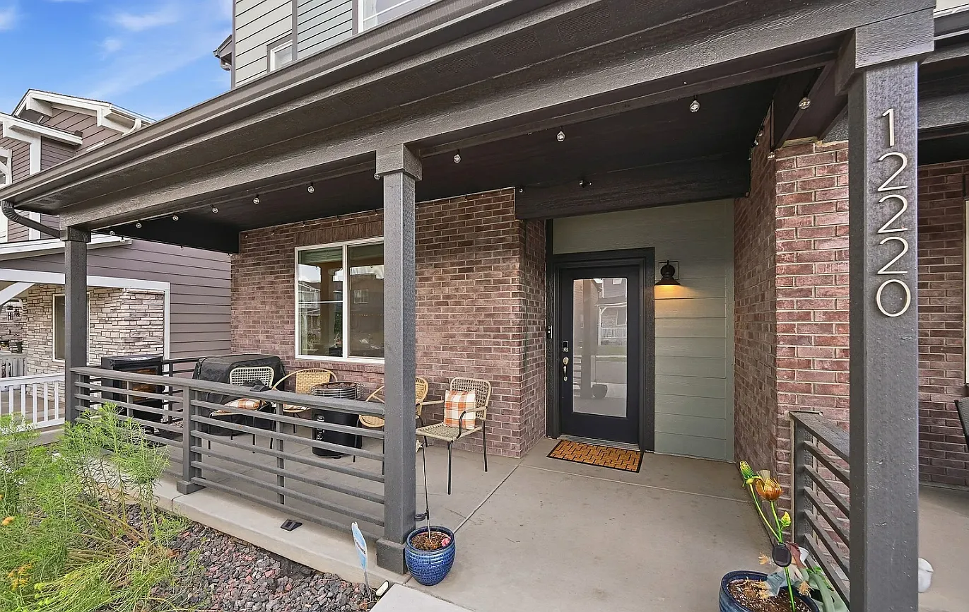 3 bed, 1874 sqft, $2,850 — Photo 3