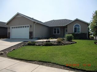 643 Nottingham Ter, Eagle Pt, OR 97524