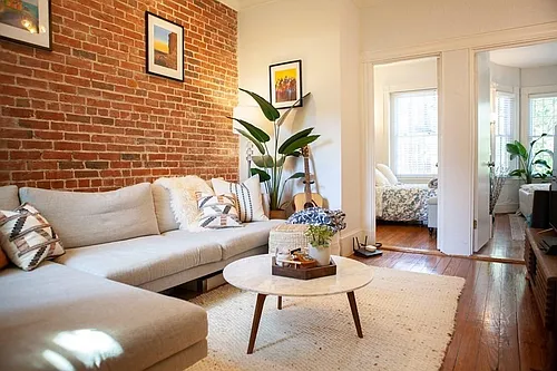 42 Anderson St #4 Photo 1