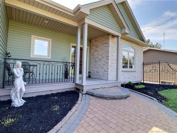 4 Hilaire St, Saint Mary, NB E4S 1V9