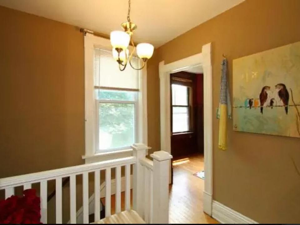 1st image of 2831 S Wentworth Ave