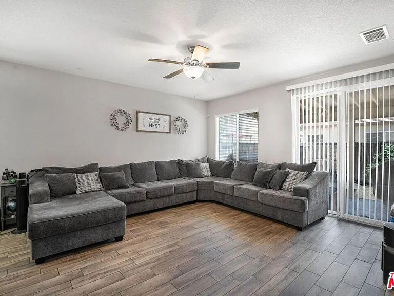 3056 Janine Ave — Photo 8