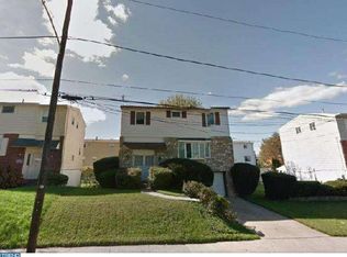 1902 Greymont St, Philadelphia, PA 19116