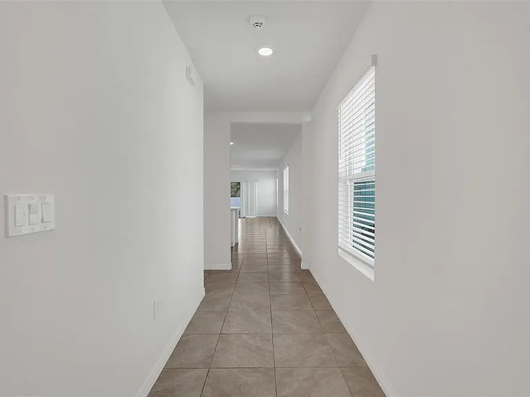 3881 Brant Pl — Photo 5