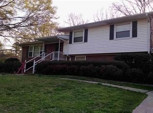 1540 Magnolia St, Gardendale, AL 35071