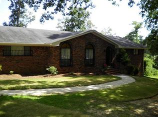 735 Kings Crest Ct, Fairburn, GA 30213