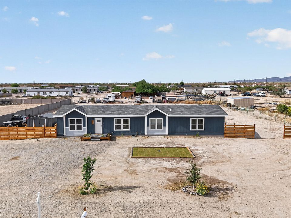 1st image of 29938 W LATHAM Street
