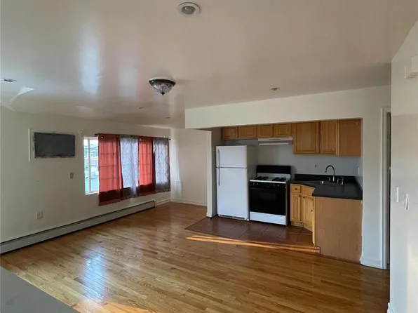 146-13 226th Street, NY 11413