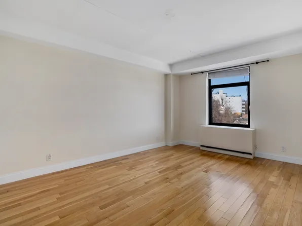 3536 Cambridge Avenue image 8 of 16