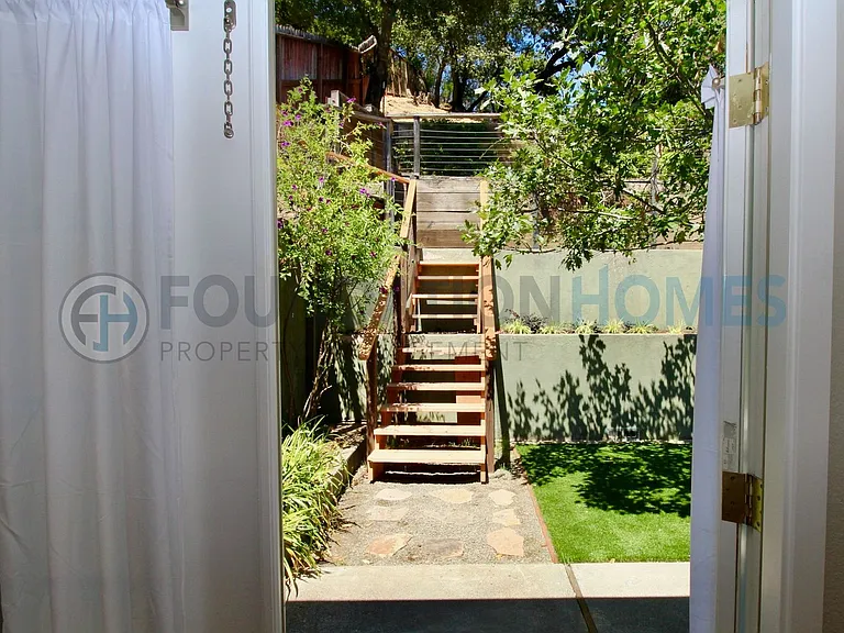 12 Perry Walk — Photo 15