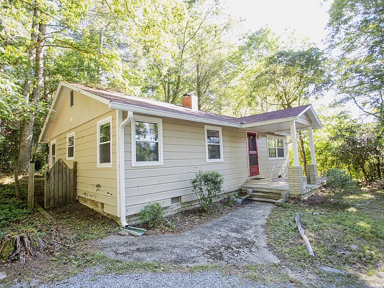 42 Blue Ridge Assembly Dr — Photo 2