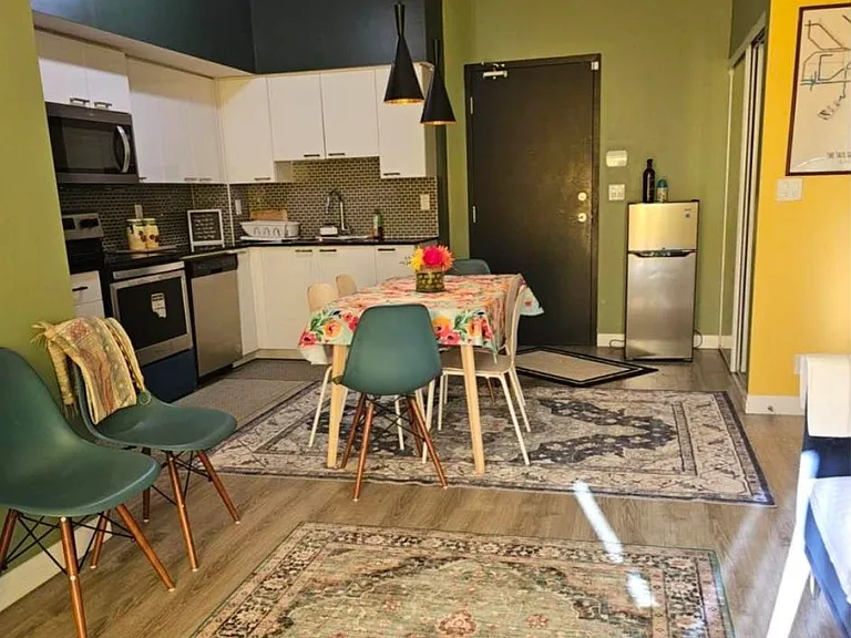 2150 Lawrence Ave E #103 — Photo 6