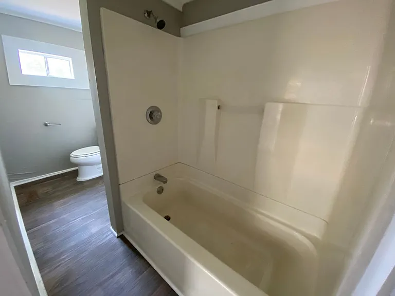 5 Silver St SW — Photo 10