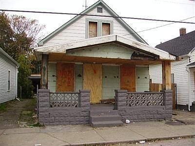 2nd image of 3271 W 34th St