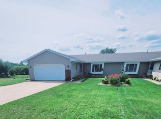 N2377 Parfreyville Rd, Waupaca, WI 54981