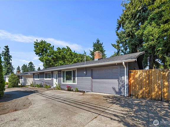 3rd image of 137 176th Street E