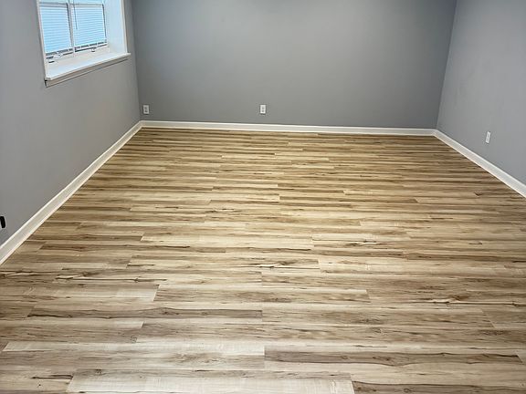 4th image of 5000 Woodland Ave