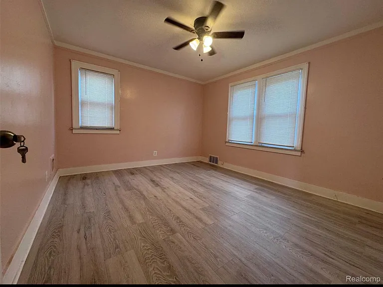 13592 Monica St — Photo 7