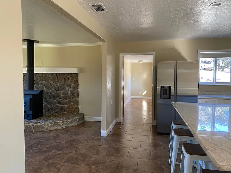 10964 Rainbow Lake Rd — Photo 7