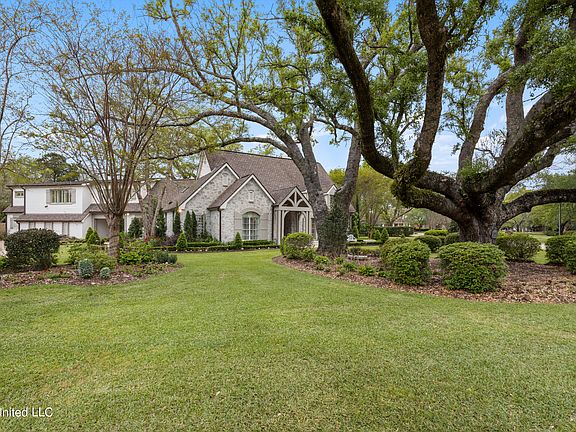 2nd image of 9025 Victoria Cir