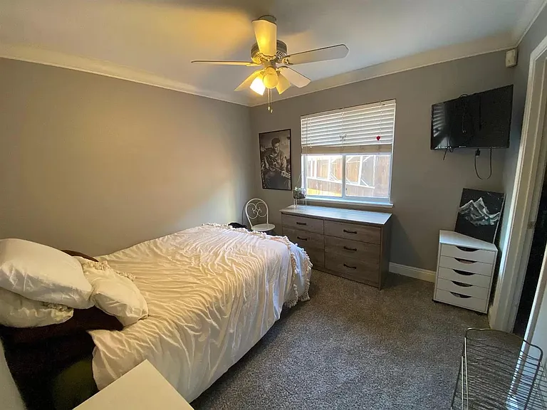 6041 Bach Ct — Photo 5