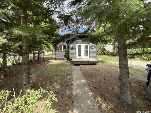 112 3rd STREET S, Wakaw, SK S0K 4P0