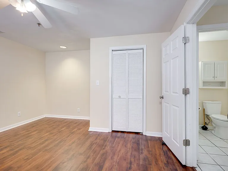 714 Broad St #B — Photo 19
