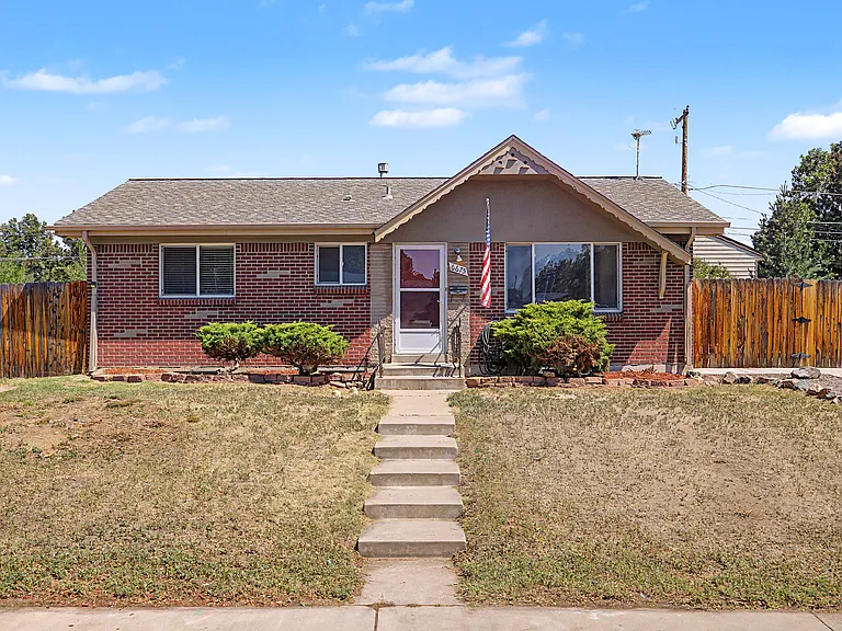 6675 W Arizona Ave — Photo 1