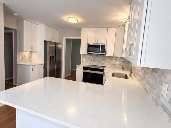 10607 Maple Ridge Dr, Spotsylvania, VA 22553