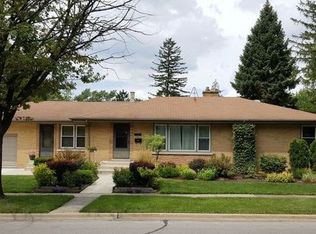 340 E Washington St, Villa Park, IL