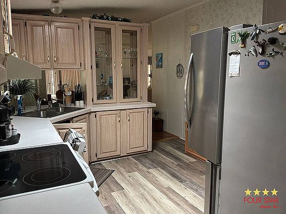 2nd image of 15 Green Forest Dr