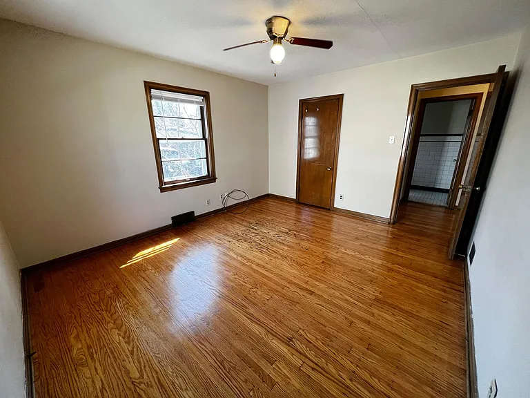 39 N Kitley Ave — Photo 11
