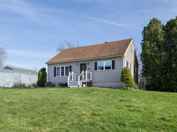 17 Terry Lane, Plainfield, CT 06374