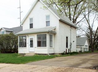 205 9th Ave NE, Rochester, MN 55906