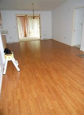 2nd image of 23 Fieldwood Dr