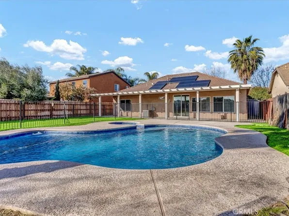 1949 W Columbia Way, Hanford, CA 93230