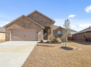 3 Mockingbird Ln, Sanger, TX 76266