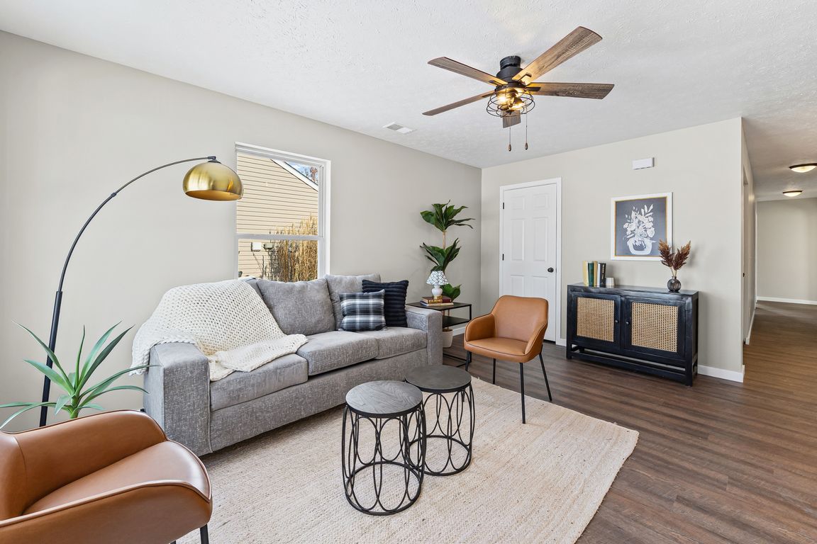 next background image