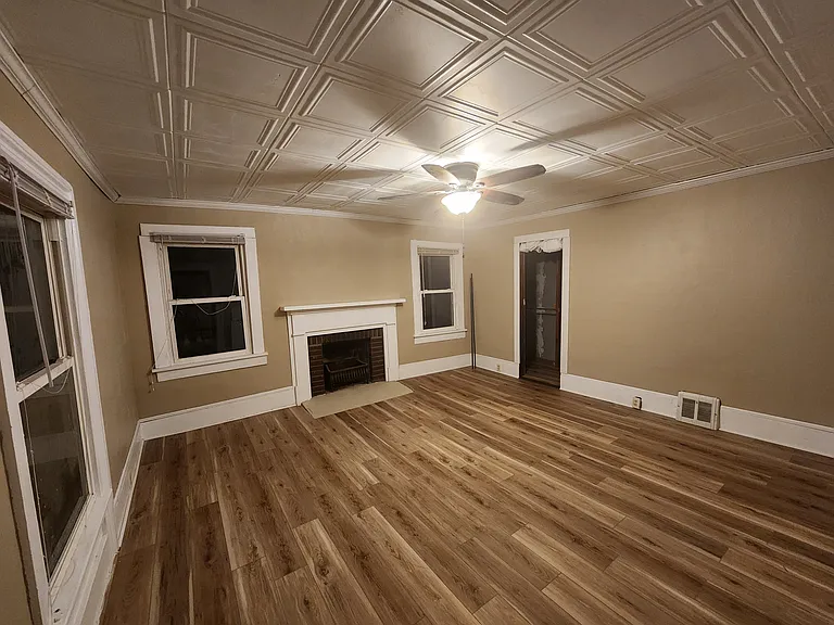 254 Magazine St — Photo 10