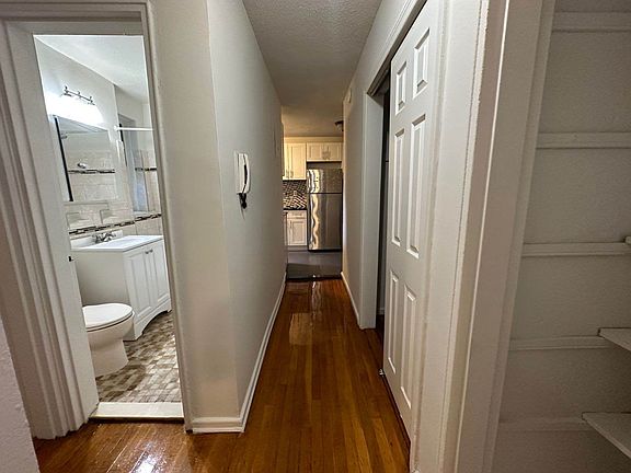 4th image of 638 W 227th St APT 3