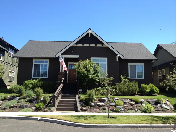 19341 Laurelhurst Way, Bend, OR 97702