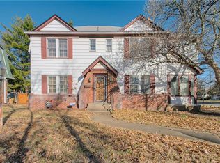 800 Valentine Rd, Kansas City, MO 64111