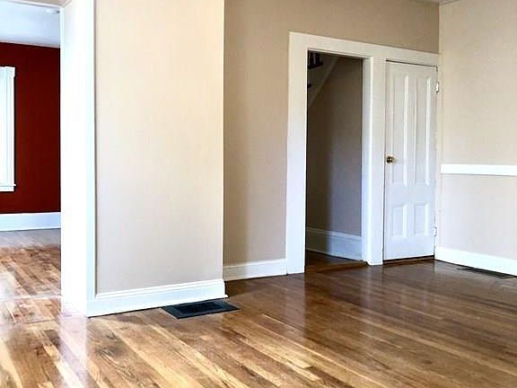 2nd image of 28 Perkins St #28