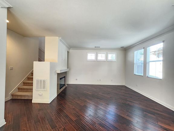 4th image of 14615 Longwood Ave