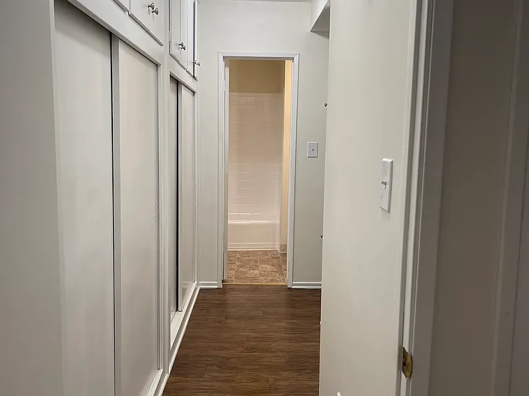 921 S Park Cir — Photo 13
