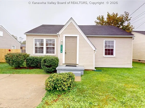 1314 E Pea Ridge Rd, Huntington, WV 25705