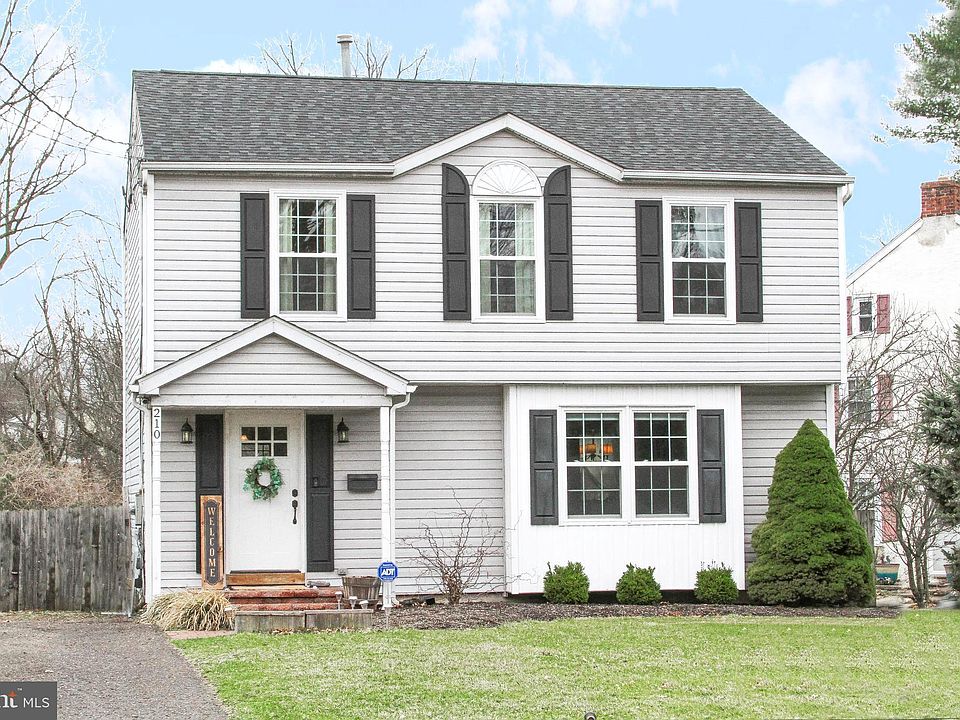 210 E Walnut St, Perkasie, PA 18944 Zillow