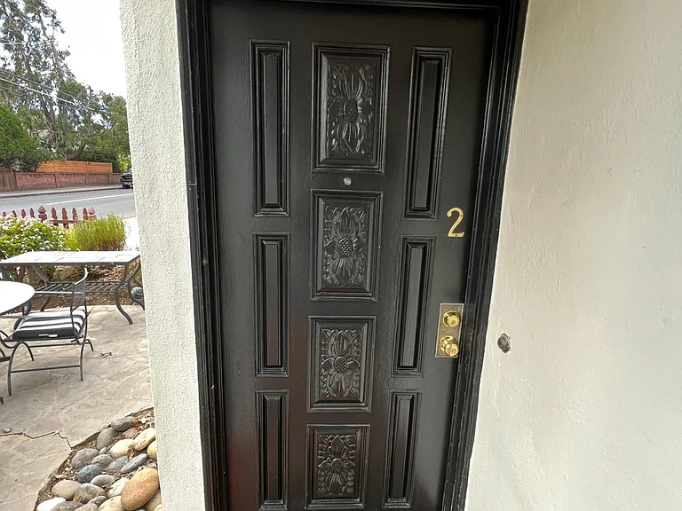 900 University Dr #2 — Photo 12